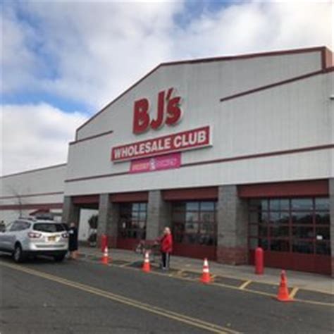The current location address for Bj&x27;s Wholesale Club Inc. . Bjs freeport ny